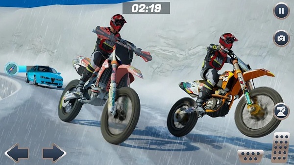 ɽгѩĦ°(Mountain Bike Snow Moto Racing) v2.3 ׿ 4